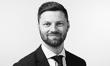 Dr. rer. nat., B. Sc. (Chemie), M. Sc. (Chemie) Dr. rer. nat., B. Sc. (Chemie), M. Sc. (Chemie)